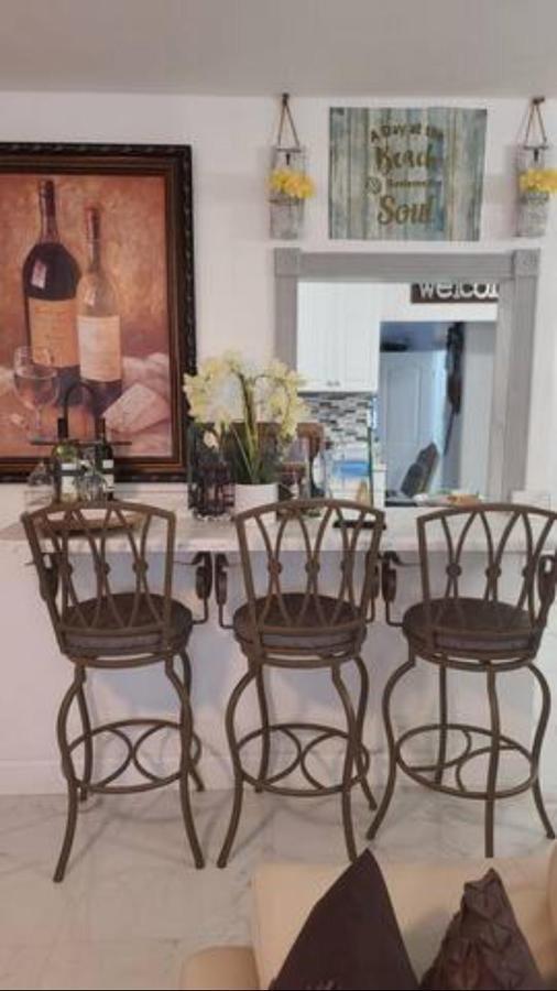 Palm Springs 3-Bedroom 2-Bath 5 Miles To The Beach ليك وورث المظهر الخارجي الصورة