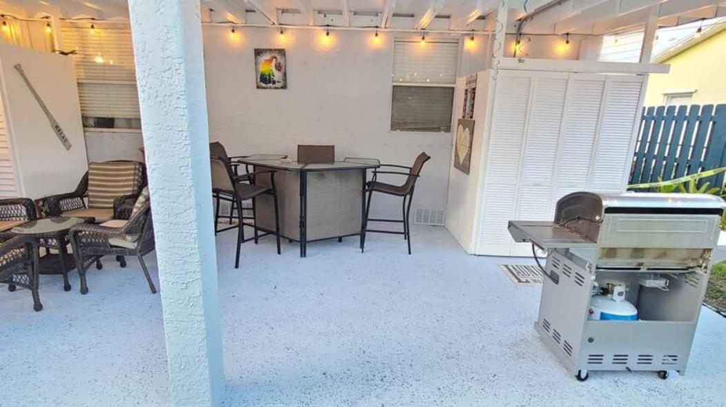 Palm Springs 3-Bedroom 2-Bath 5 Miles To The Beach ليك وورث المظهر الخارجي الصورة